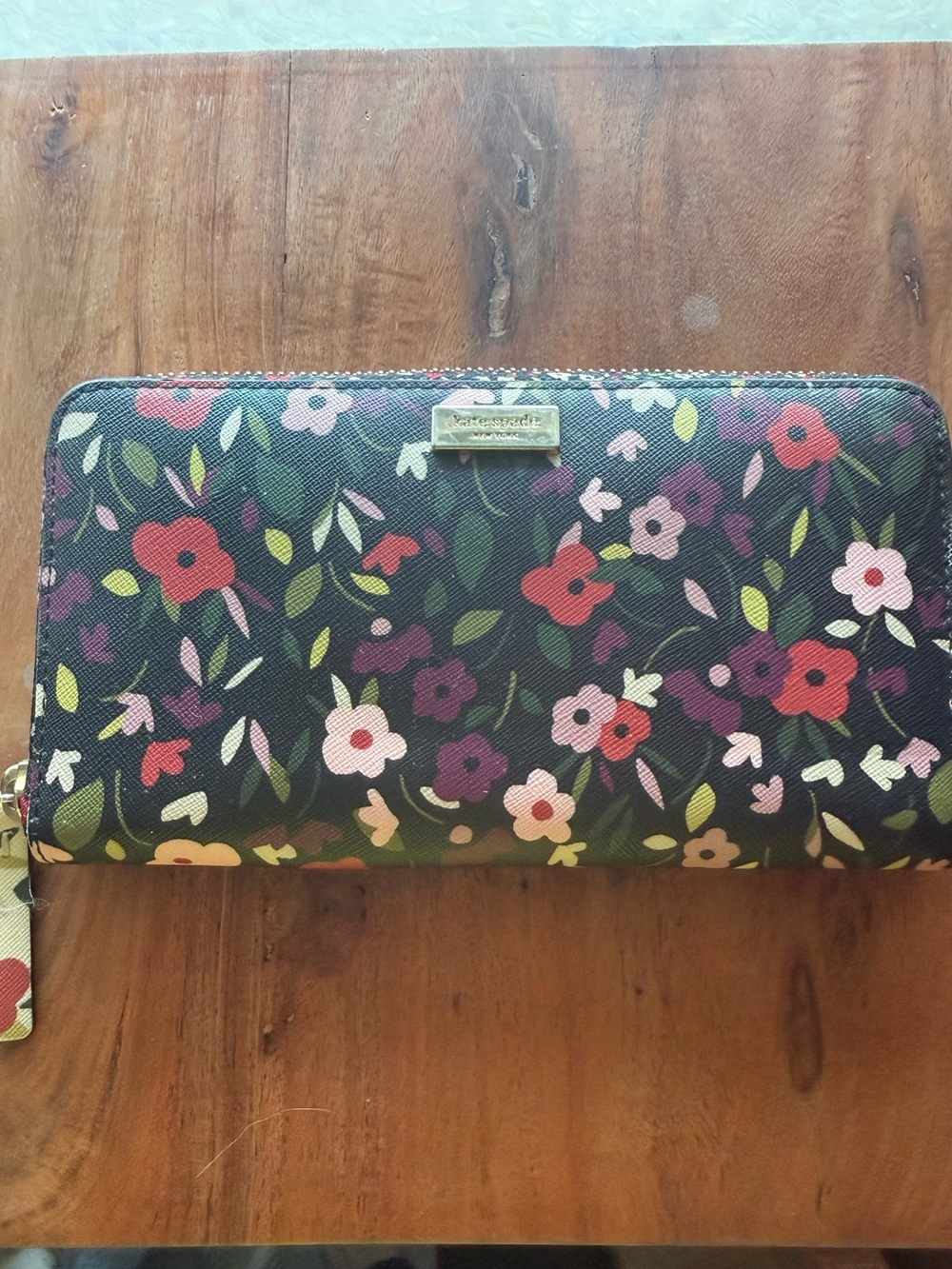 kate spade Floral Zip-Around Wallet in Black with Pink & Red Blooms